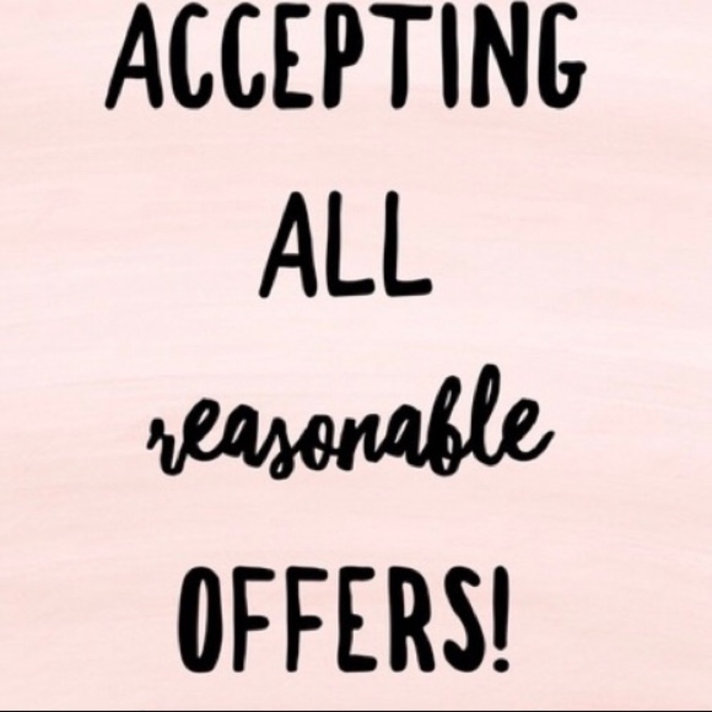 Make me an offer Poshers!!💁🏼😘